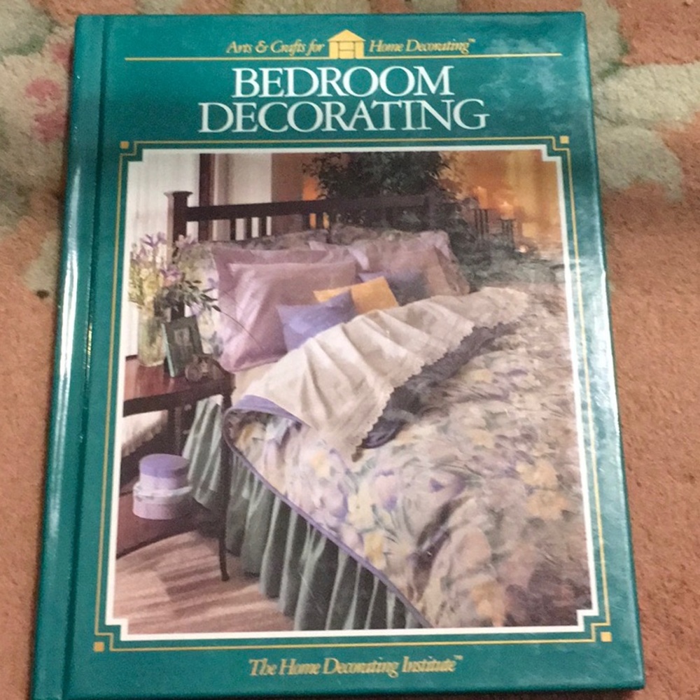NWT, Bedroom Decorating, Home Decorating Institute